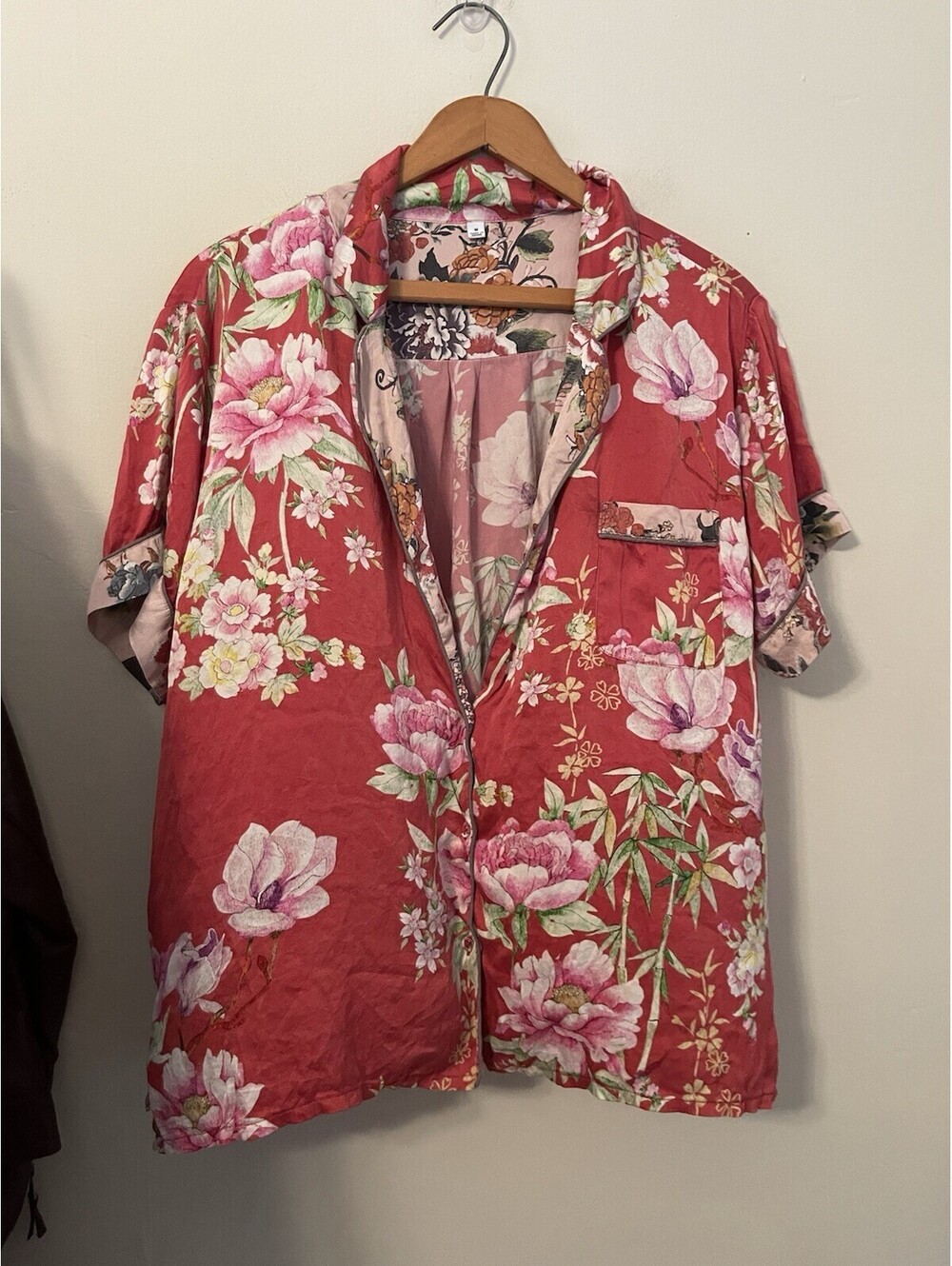 JOHNNY WAS Red Floral Short Sleeve Pajama Top Button Up Silk Medium M
